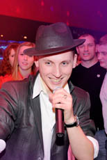 8 ������� � "BINGO MUSIC CLUB"